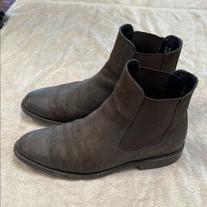 Thursday Cavalier Chelsea Boots